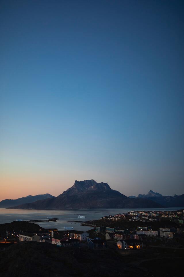 Обои 2025-09-28 №71006