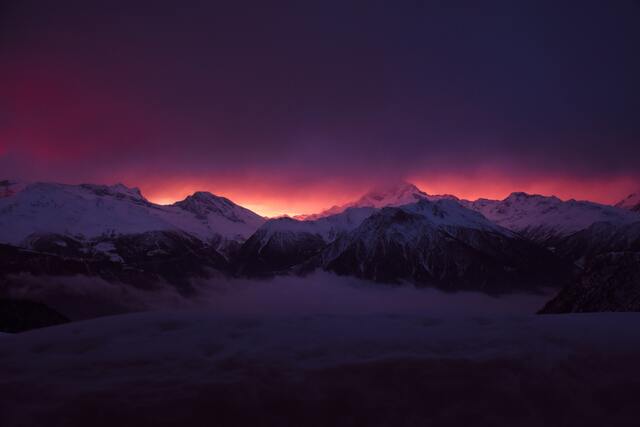 Обои 2025-10-04 №71456