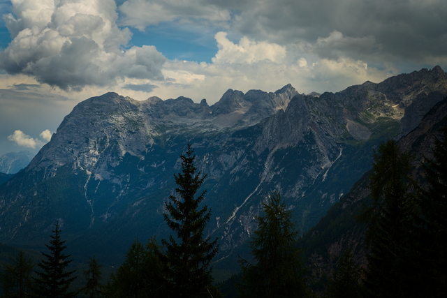 Обои 2025-10-27 №73324