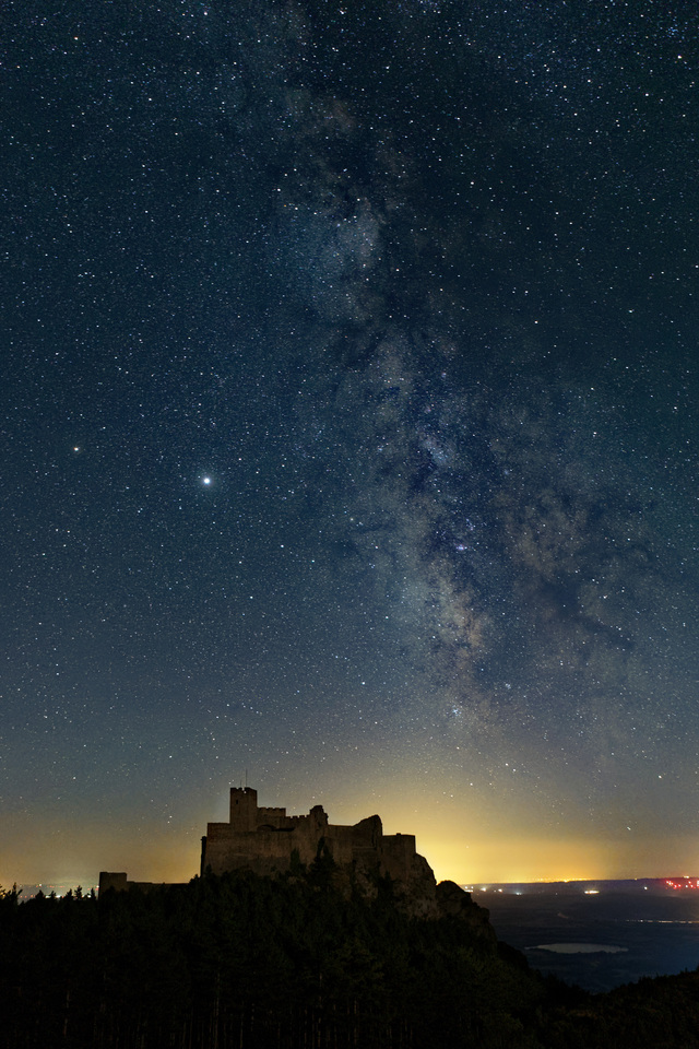 Обои 2025-11-30 №76034