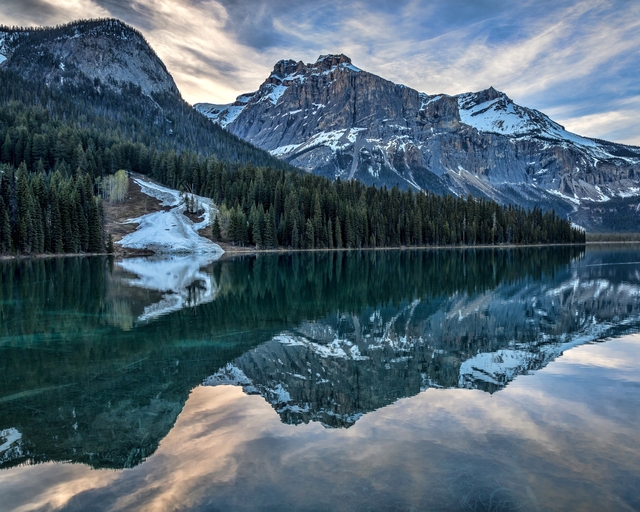 Обои 2025-12-09 №76761