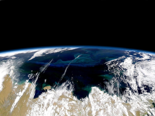 Обои 2025-12-20 №77647