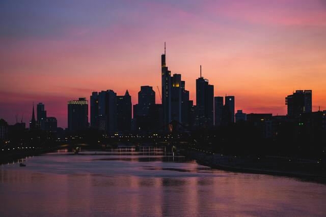 Обои 2026-04-06 №82234